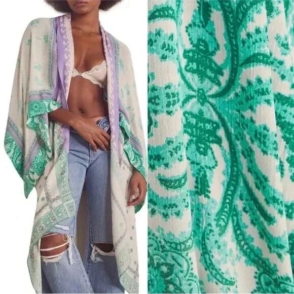 Free People Kiss The Sky Butterfly Kimono Sage Boho Hippie Cover up Top OS - Picture 2 of 5